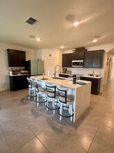 1405 Pace Dr NW in Palm Bay, FL - Building Photo - Building Photo