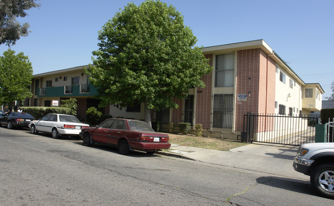 5542 Barton Ave in Los Angeles, CA - Foto de edificio - Building Photo