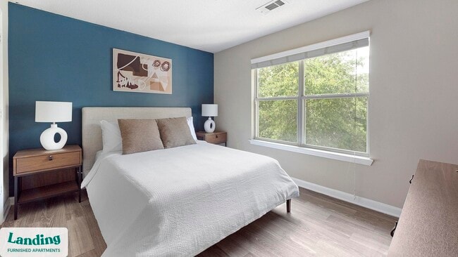 300 Long Shoals Rd in Asheville, NC - Building Photo - Building Photo