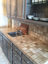 445 Seaside Ave in Honolulu, HI - Building Photo - Building Photo