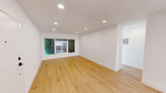 Welcome Home|Newly Upgraded WeHo Apt  in West Hollywood, CA - Building Photo - Interior Photo