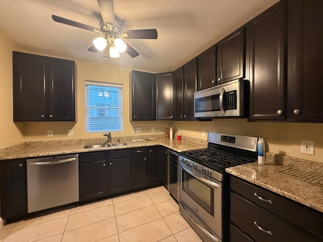 322 Greenwich St in Philadelphia, PA - Building Photo - Building Photo