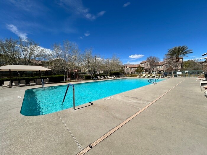 11517 Belmont Lake Dr in Las Vegas, NV - Building Photo
