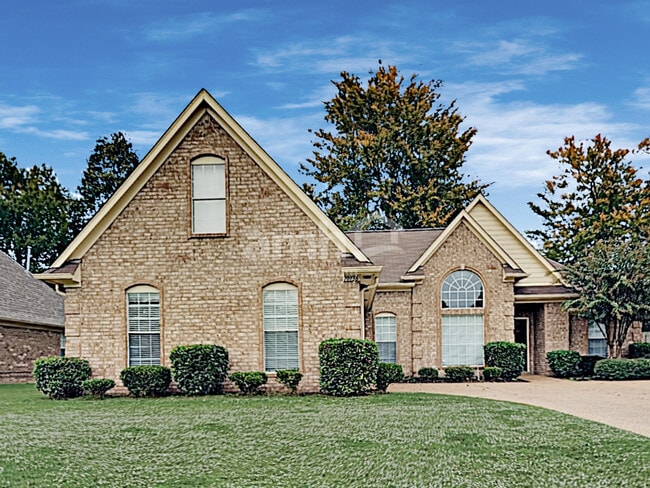 property at 10736 Wyckford Dr