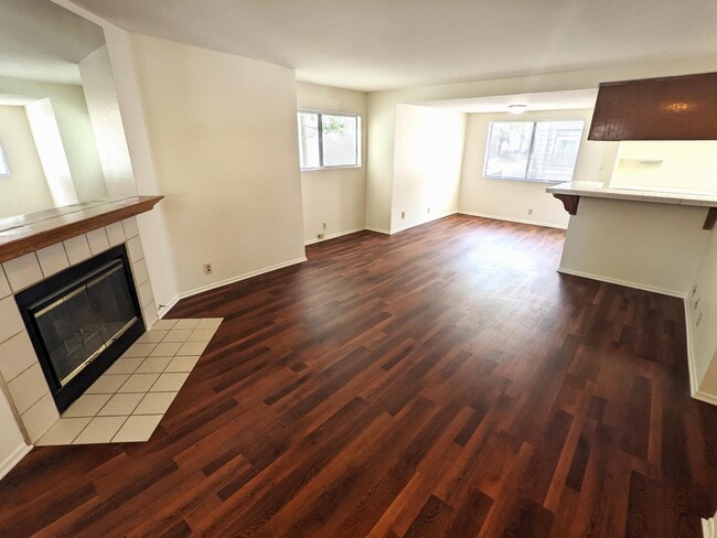 property at 279 E Glenarm St
