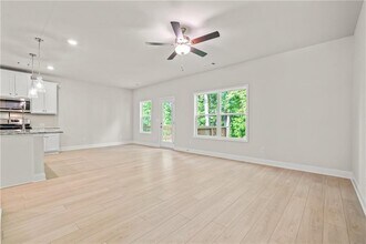 32 Station Overlook Wy in Auburn, GA - Building Photo - Building Photo