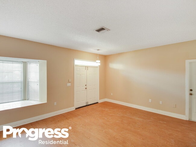 9216 SW 213th Ln in Cutler Bay, FL - Building Photo - Building Photo