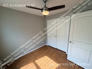 825 Alexander St SE in Grand Rapids, MI - Foto de edificio - Building Photo