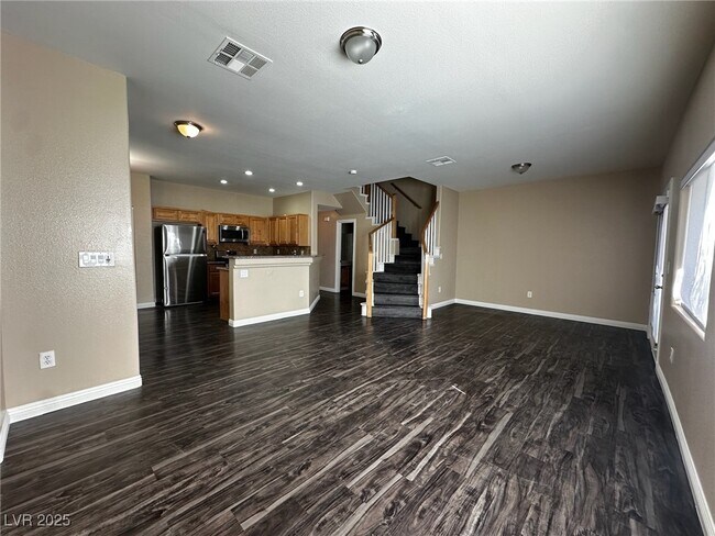 9125 Fish Tail Ave in Las Vegas, NV - Building Photo - Building Photo