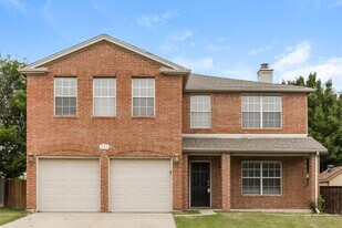 231 Tulane Dr in Glenn Heights, TX - Building Photo