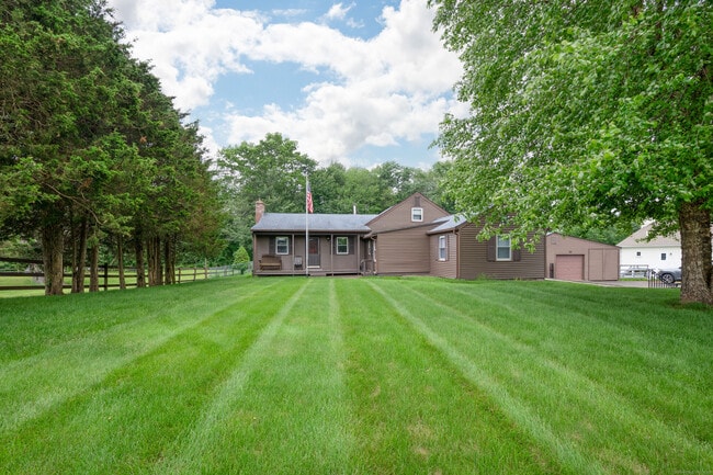 property at 86 S Rd