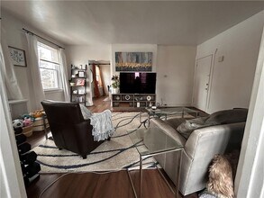 2150 Wightman St in Pittsburgh, PA - Building Photo - Building Photo