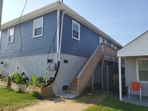 1035 W Ocean View Ave, Unit Bungalow by the Bay-Unit in Norfolk, VA - Building Photo - Building Photo