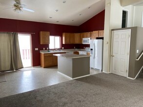 8220 Northern Lights Dr in Helena, MT - Building Photo - Building Photo