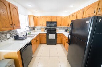 644 Allison Ave in Davenport, FL - Building Photo - Building Photo