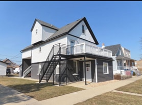 152 N 22nd Ave in Melrose Park, IL - Building Photo