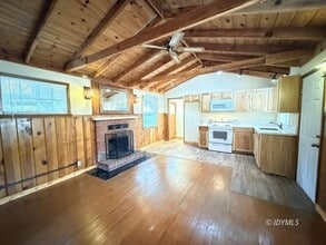 54605 N Circle Dr in Idyllwild, CA - Building Photo - Building Photo