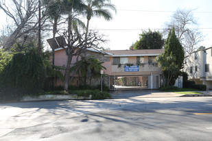 14332 Riverside Drive, in Sherman Oaks, CA - Building Photo