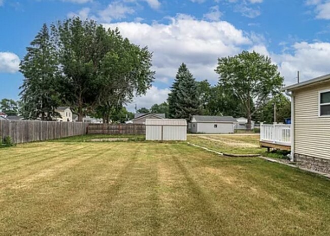 508 9th Ave in Camanche, IA - Foto de edificio - Building Photo