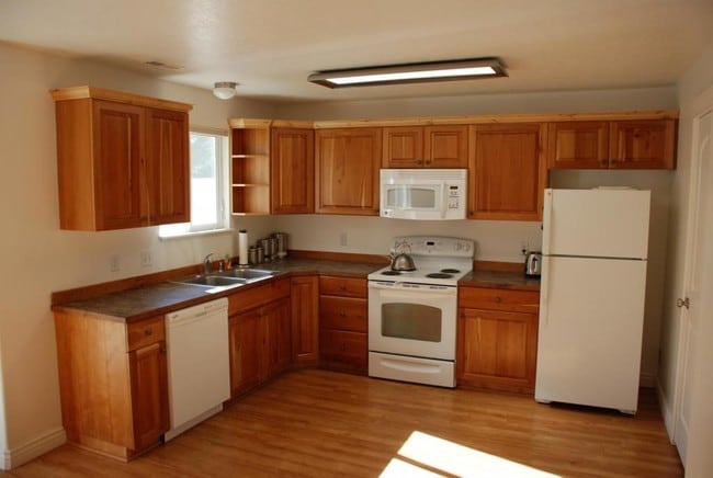 857 Quinn Ct in Ogden, UT - Building Photo - Building Photo