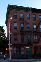 689 Dekalb Ave in Brooklyn, NY - Building Photo