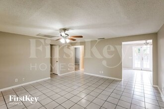 164 Santa Monica Ave in Royal Palm Beach, FL - Building Photo - Building Photo