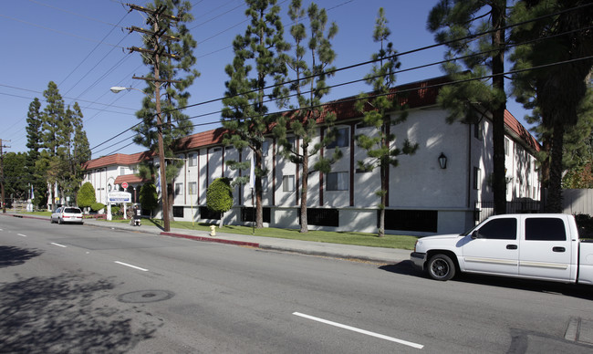 Casa De Granada in Buena Park, CA - Building Photo - Building Photo