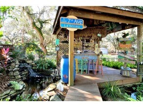 11949 Riverhills Dr in Tampa, FL - Building Photo - Building Photo