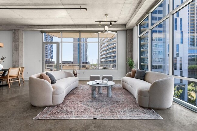 property at 800 W 5th St