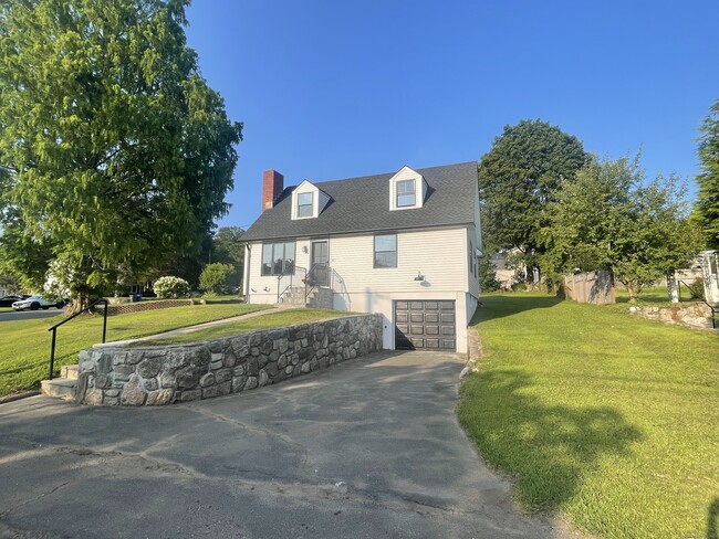 property at 7 Skyline Terrace