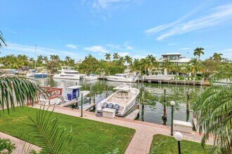 1777 SE 15th St in Fort Lauderdale, FL - Building Photo - Building Photo