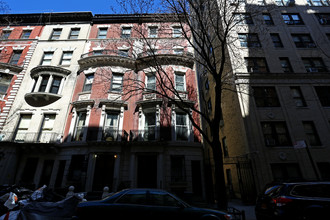 309 W 100th St in New York, NY - Building Photo - Building Photo