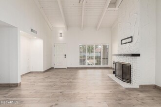 5531 N 71st Pl in Paradise Valley, AZ - Building Photo - Building Photo