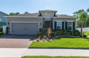 2268 Tudor Rose Dr in Sanford, FL - Building Photo