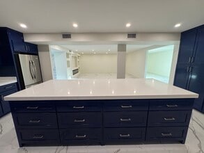 13 Royale Cir in Laredo, TX - Building Photo - Building Photo