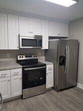 1027 W 48th St in Norfolk, VA - Building Photo - Building Photo