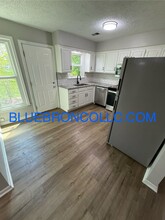 1413 SE 8th St in Lee's Summit, MO - Building Photo - Building Photo