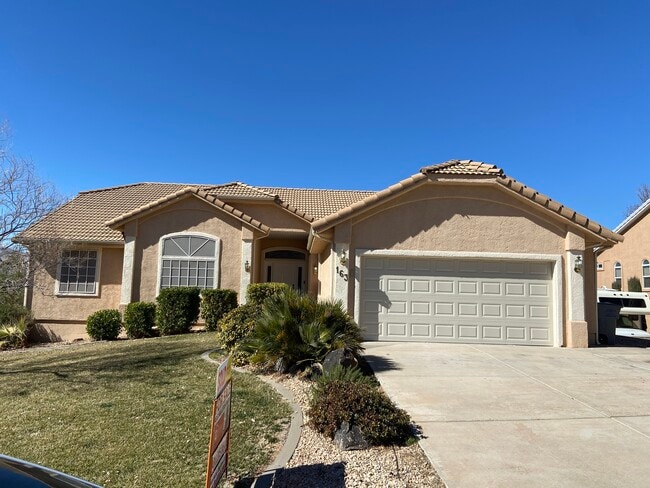 property at 163 N Stone Mountain Dr
