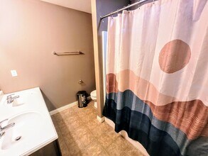 109 Pioneer Ct in Waynesville, MO - Building Photo - Building Photo