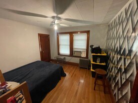 199 Belmont St, Unit 2 in Everett, MA - Building Photo