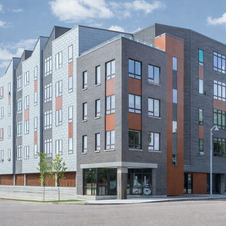 City Lights in Winooski, VT - Foto de edificio