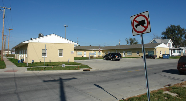 2440 2nd Ave in Council Bluffs, IA - Building Photo - Building Photo