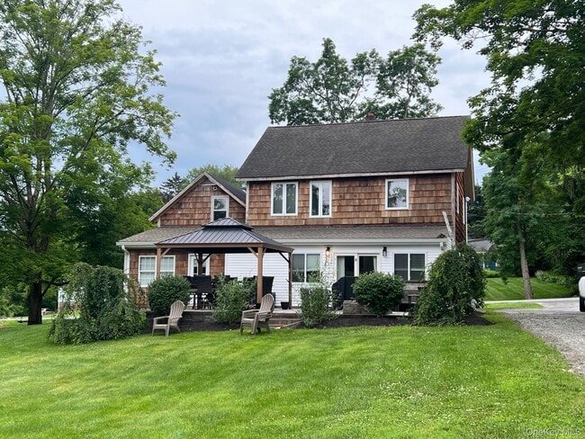 property at 1710 NY-300