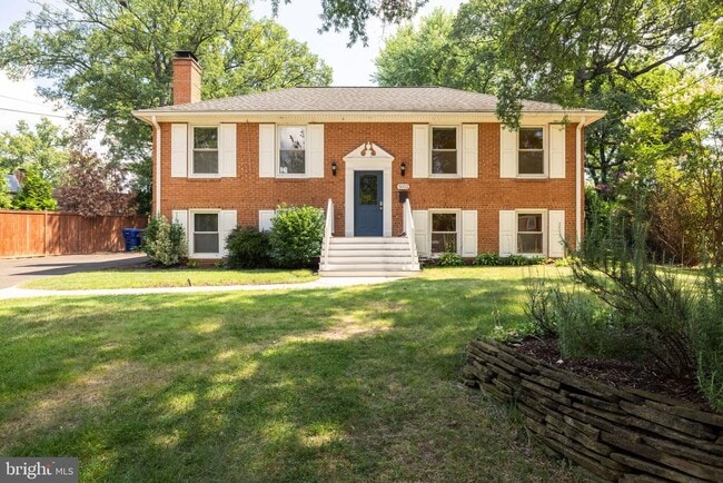 property at 5002 Talbois Pl
