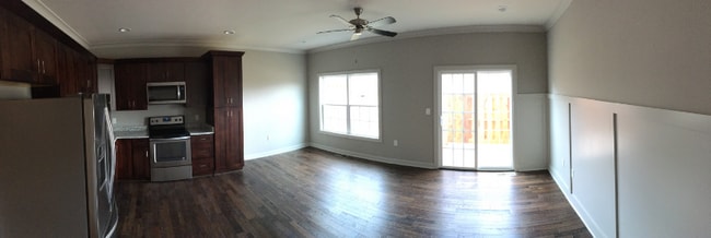 15828 Valley View Dr in Overland Park, KS - Building Photo - Building Photo