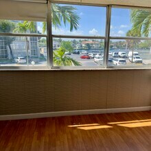701 Three Islands Boulevard in Hallandale Beach, FL - Building Photo - Building Photo