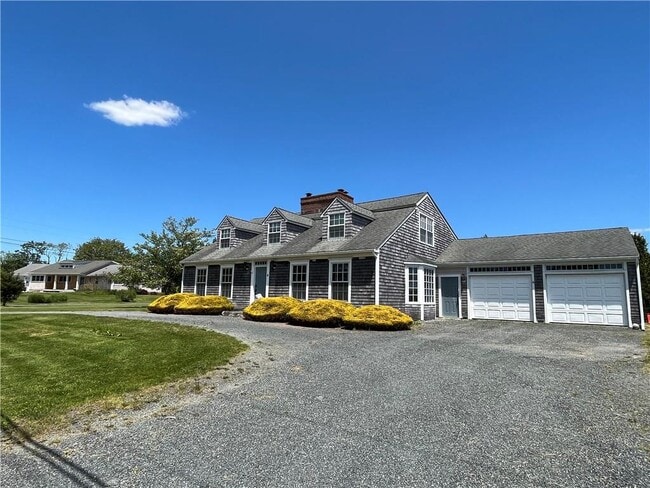 6 Butts Rock Rd in Little Compton, RI - Building Photo - Building Photo