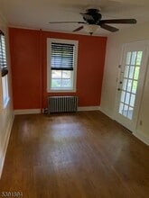 35 N Hillside Ave in Roxbury Township, NJ - Building Photo - Building Photo