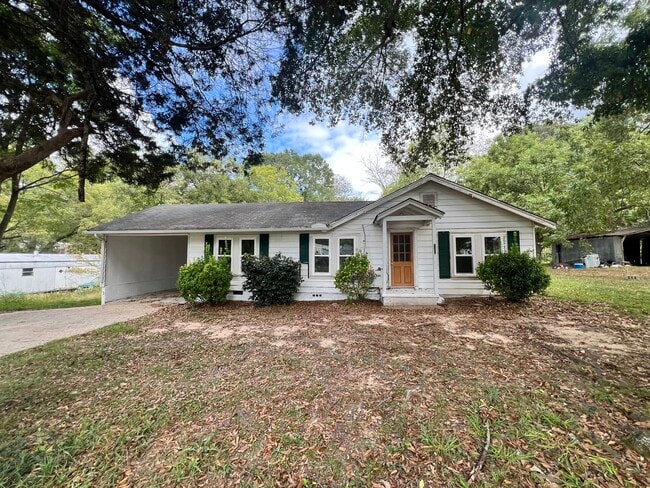 525 S Colvin St in Anniston, AL - Building Photo - Building Photo