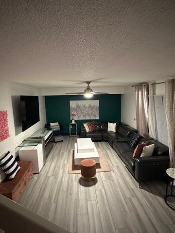 7716 77th Way in West Palm Beach, FL - Building Photo - Building Photo